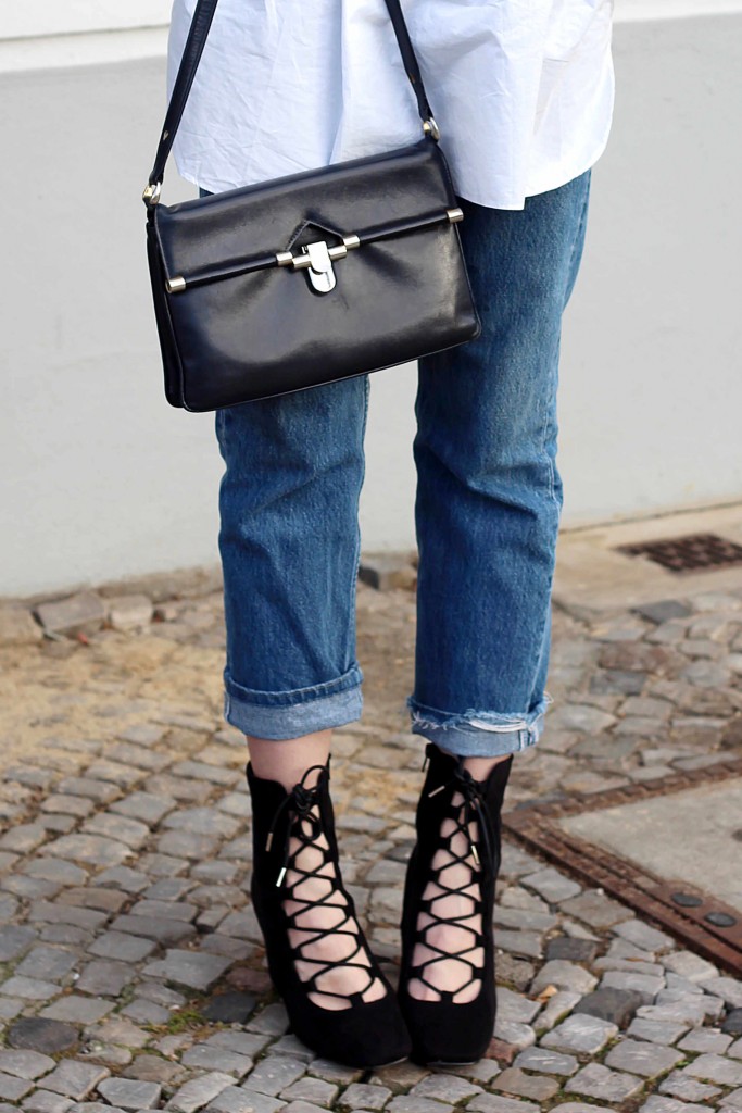 Lace up shoes outfit