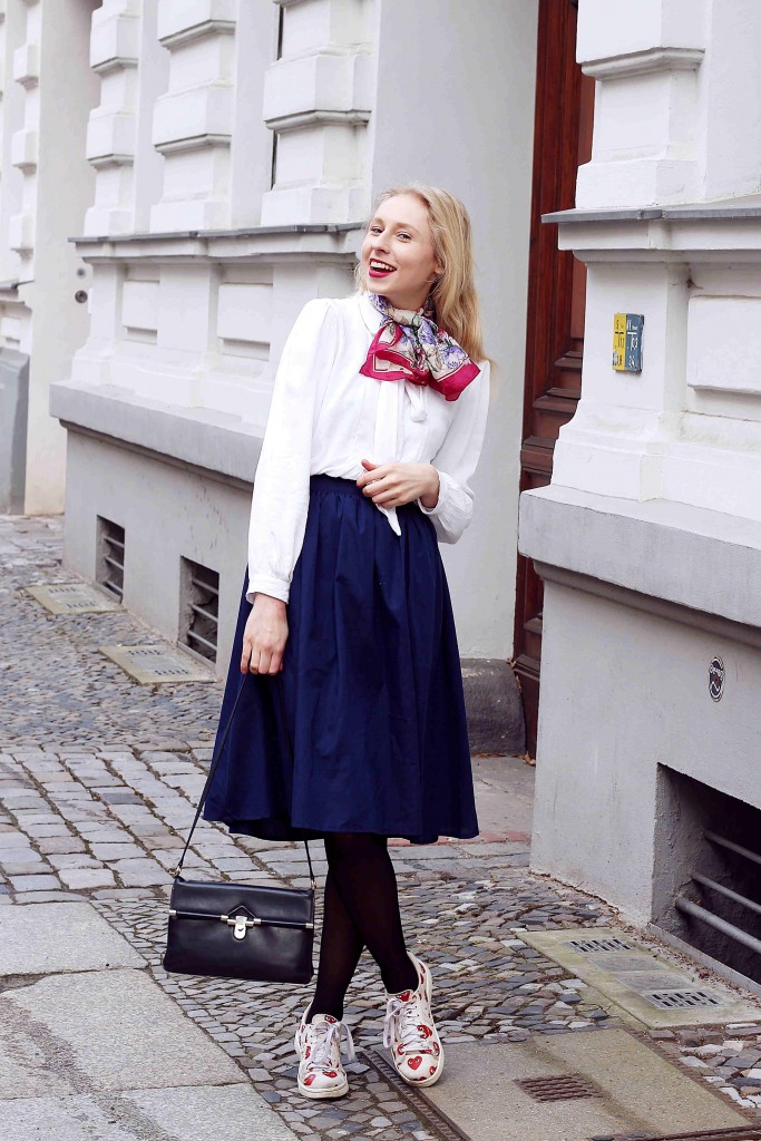Midi skirt outfit