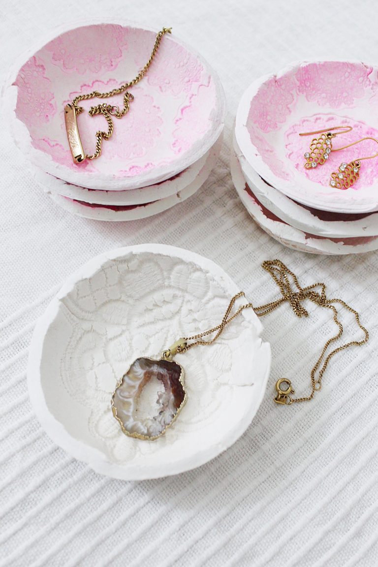 Yistoi Keramik Schmuckschalen 2er Set Blumenform - Deko Schalen Für Schmuck & Schlüssel